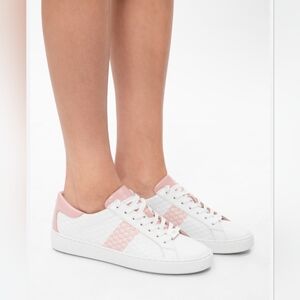 Colby Michael Kors Leather Sneaker size 8